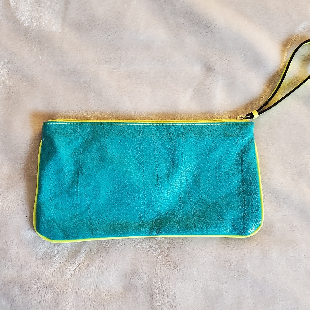 🌟 5 for $25🌟 Y2K 90's Loft Wristlet Black and White with Neon Details